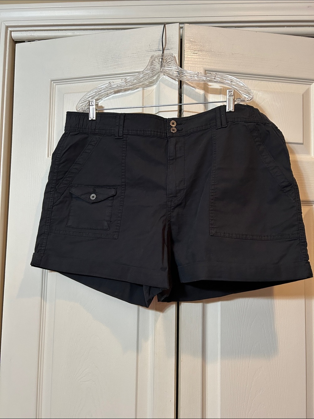 Time and Tru Black Cargo Shorts